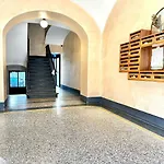 Regina 144